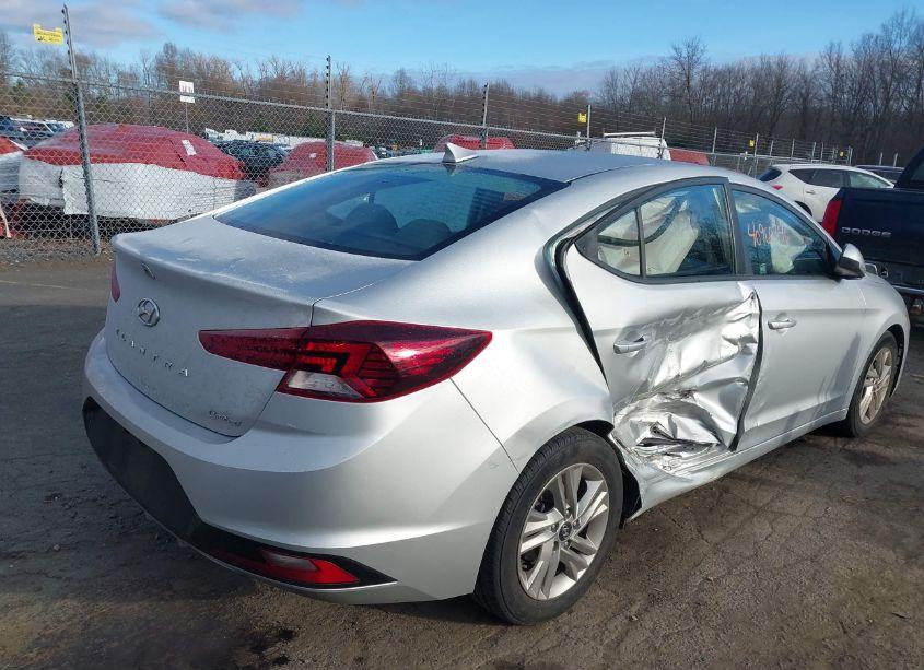 Photo 4 of 2019 Hyundai Elantra SEL (VIN 5NPD84LF3KH411304)
