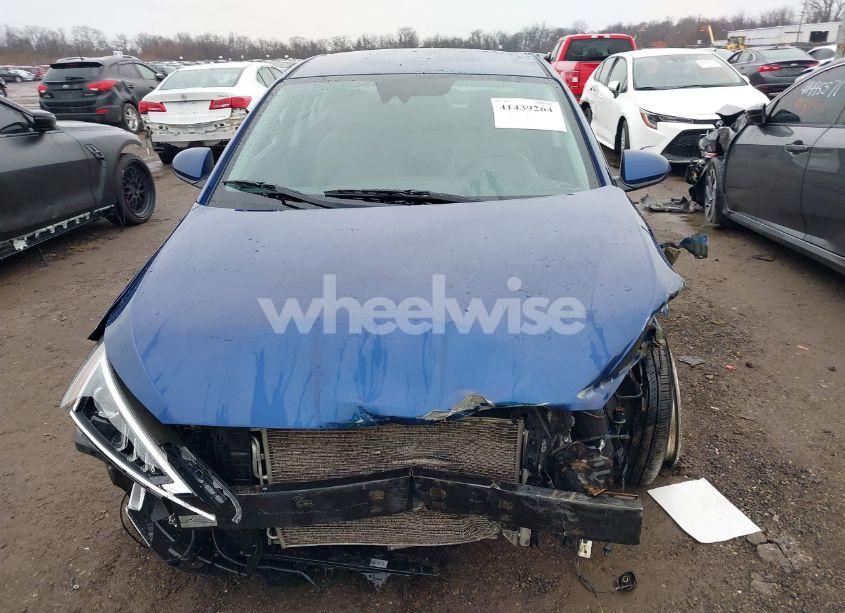 Photo 13 of 2019 Hyundai Elantra SEL (VIN 5NPD84LF3KH411903)