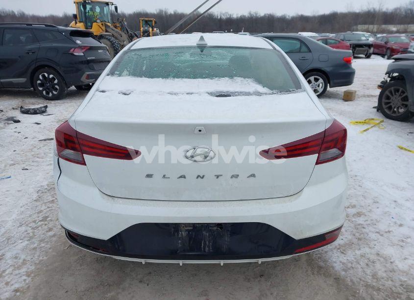 Photo 16 of 2019 Hyundai Elantra SEL (VIN 5NPD84LF3KH426336)