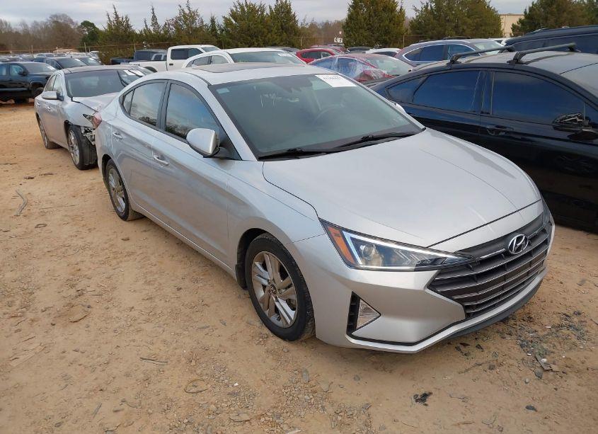 2019 Hyundai Elantra VALUE EDITION (VIN 5NPD84LF3KH477397) main photo