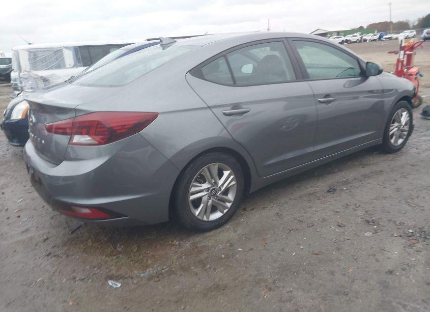 Photo 4 of 2019 Hyundai Elantra SEL (VIN 5NPD84LF3KH480557)