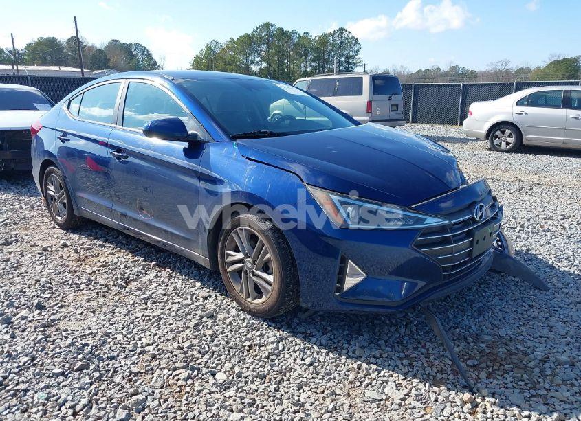 2019 Hyundai Elantra SEL (VIN 5NPD84LF3KH482678) main photo