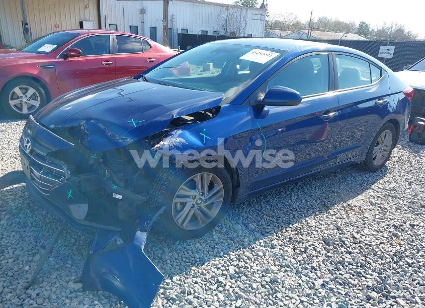 Photo 2 of 2019 Hyundai Elantra SEL (VIN 5NPD84LF3KH482678)
