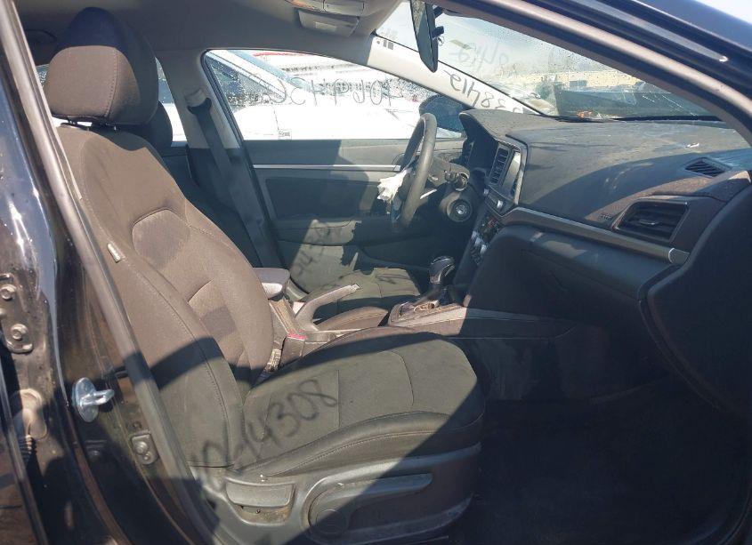 Photo 5 of 2020 Hyundai Elantra SEL (VIN 5NPD84LF3LH538412)
