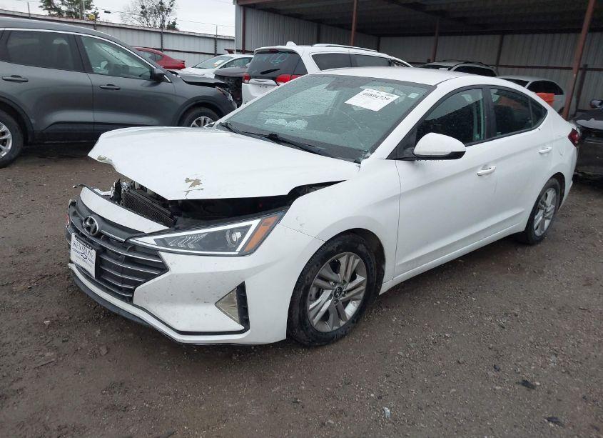 Photo 2 of 2020 Hyundai Elantra SEL (VIN 5NPD84LF3LH540709)