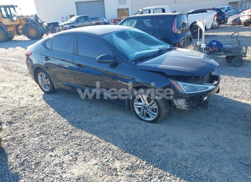 2020 Hyundai Elantra VALUE EDITION (VIN 5NPD84LF3LH550611) main photo