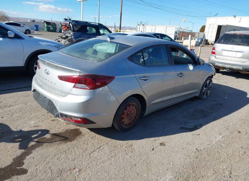 Photo 4 of 2020 Hyundai Elantra SEL (VIN 5NPD84LF3LH561527)