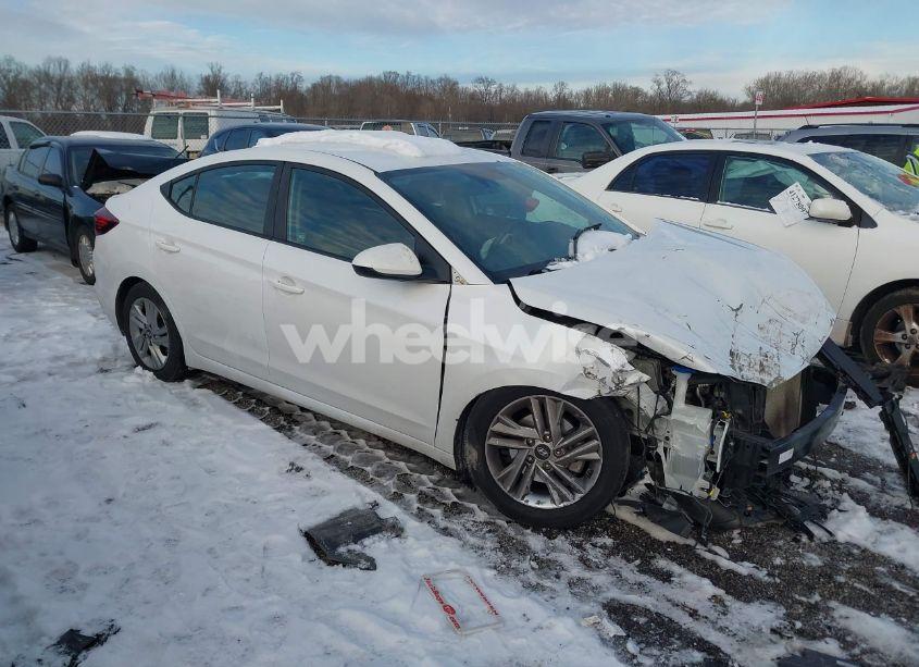 2020 Hyundai Elantra SEL (VIN 5NPD84LF3LH567439) main photo