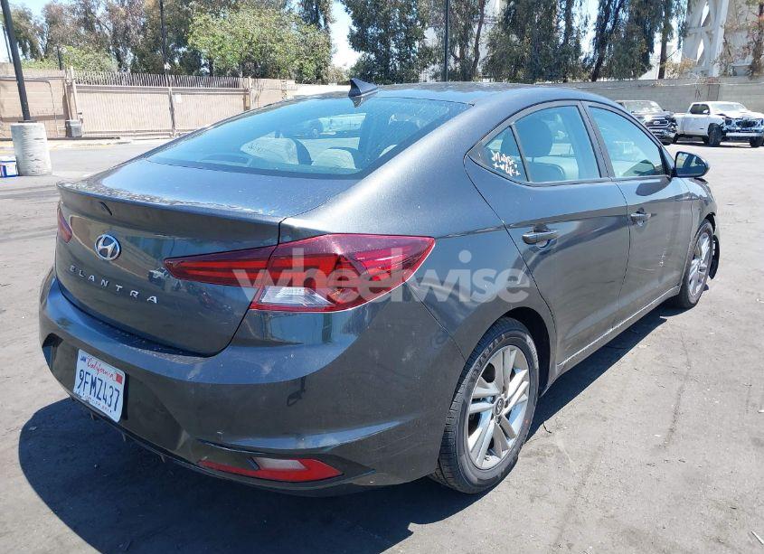 Photo 4 of 2020 Hyundai Elantra SEL (VIN 5NPD84LF3LH571376)