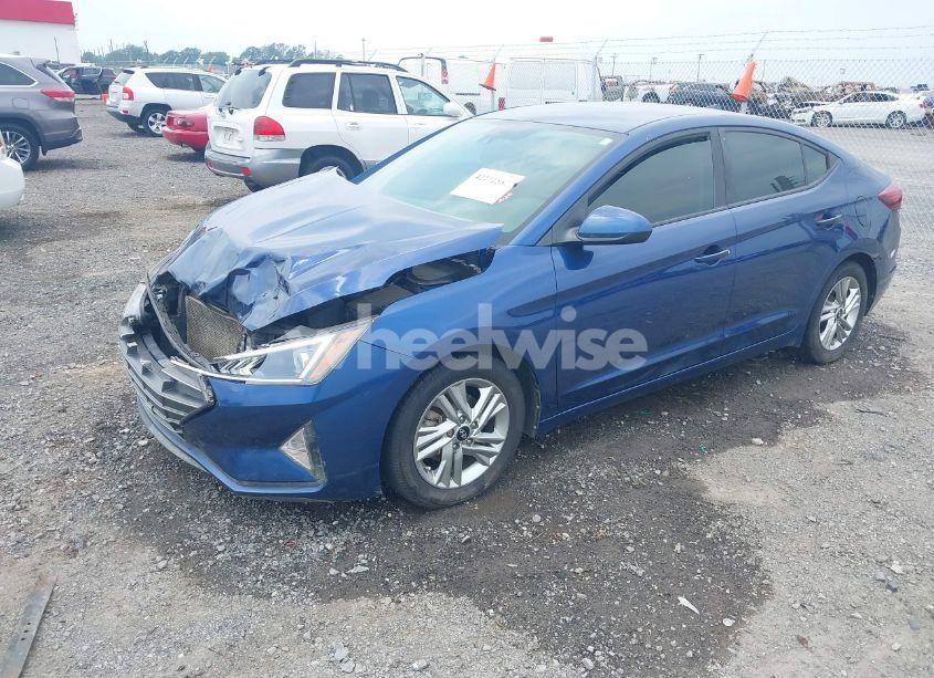 Photo 2 of 2020 Hyundai Elantra SEL (VIN 5NPD84LF3LH593037)