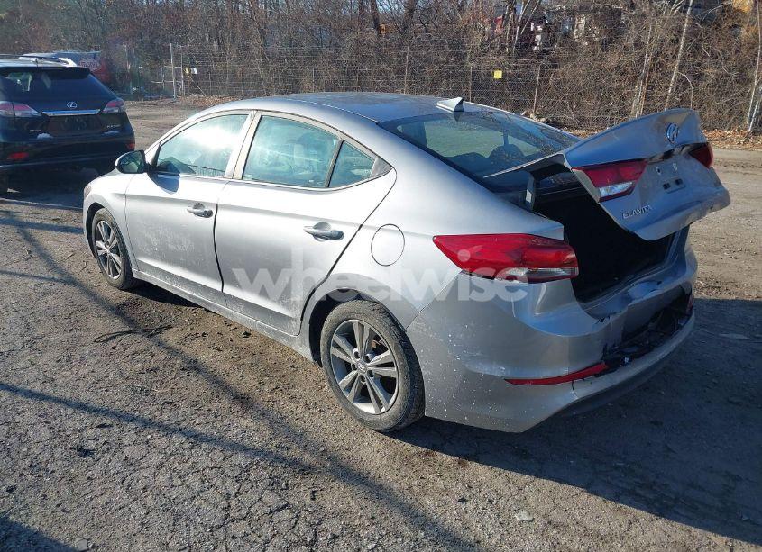 Photo 3 of 2017 Hyundai Elantra SE (VIN 5NPD84LF4HH008893)