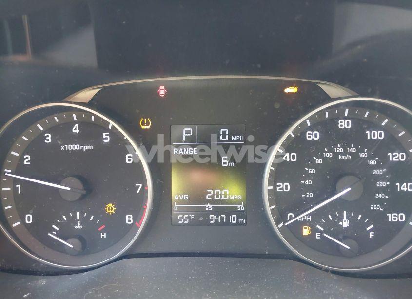 Photo 7 of 2017 Hyundai Elantra SE (VIN 5NPD84LF4HH008893)