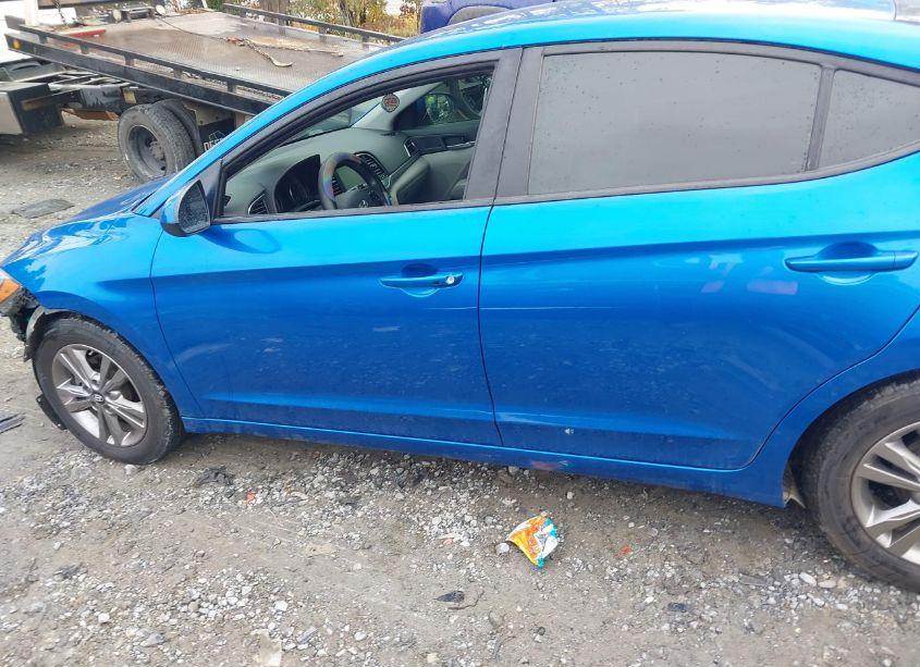 Photo 14 of 2017 Hyundai Elantra SE (VIN 5NPD84LF4HH020977)