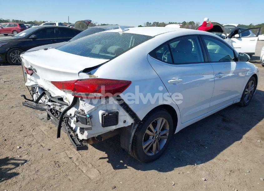Photo 4 of 2017 Hyundai Elantra SE (VIN 5NPD84LF4HH026584)