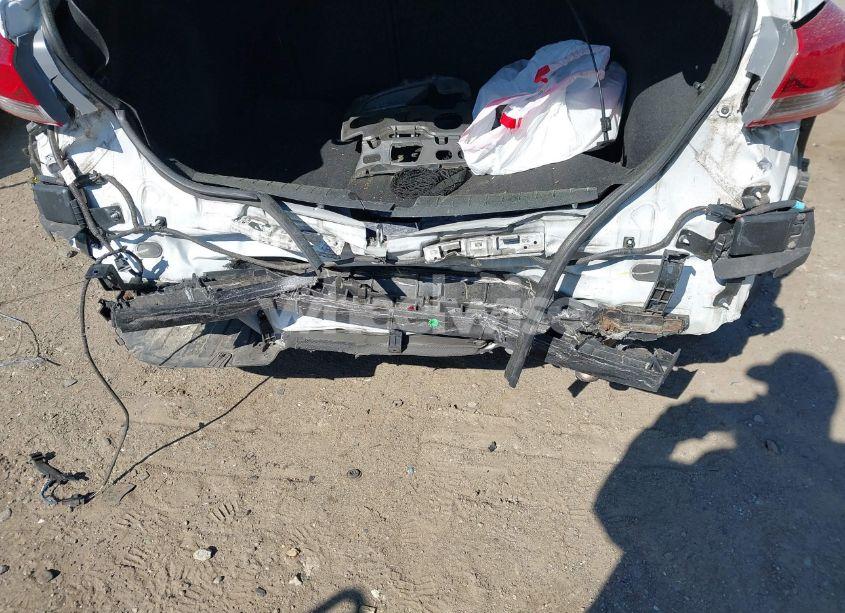 Photo 6 of 2017 Hyundai Elantra SE (VIN 5NPD84LF4HH026584)