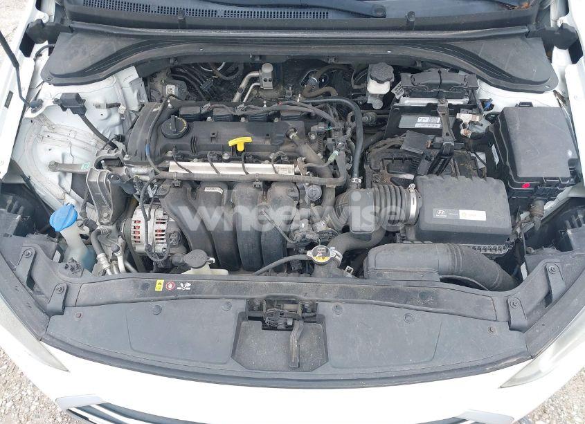 Photo 10 of 2017 Hyundai Elantra SE (VIN 5NPD84LF4HH026763)