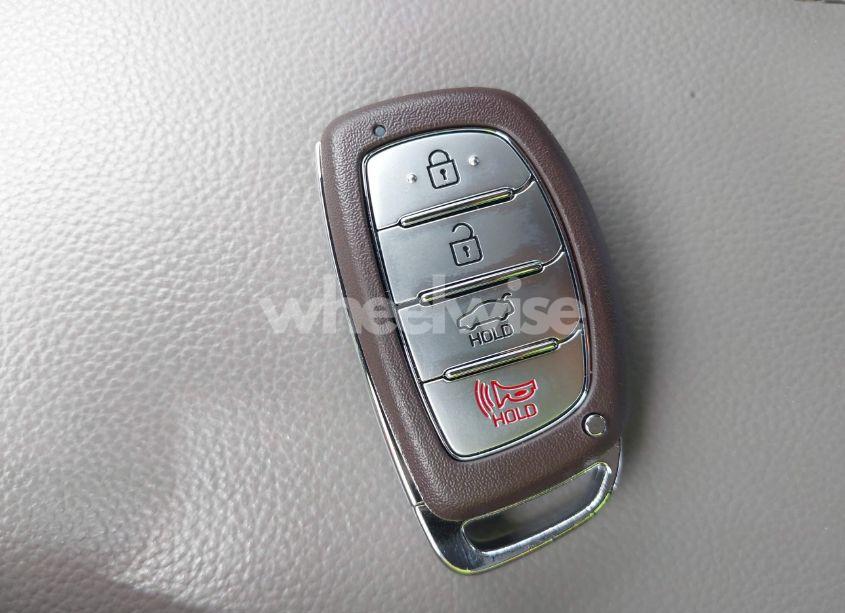 Photo 11 of 2017 Hyundai Elantra SE (VIN 5NPD84LF4HH026763)