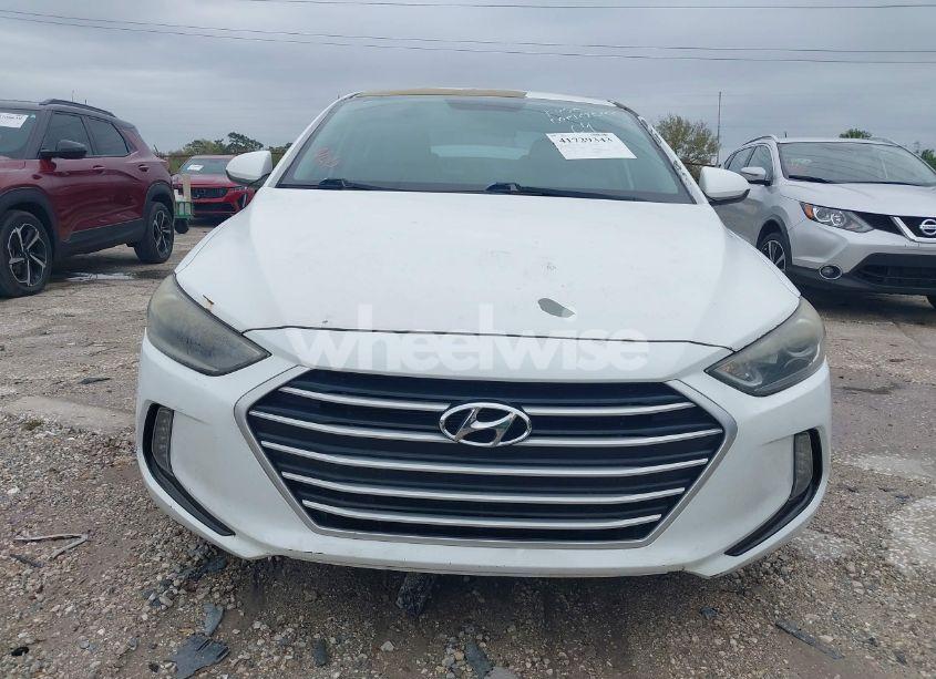Photo 12 of 2017 Hyundai Elantra SE (VIN 5NPD84LF4HH026763)