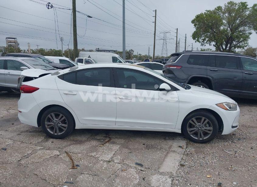 Photo 13 of 2017 Hyundai Elantra SE (VIN 5NPD84LF4HH026763)
