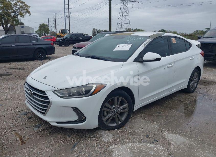 Photo 2 of 2017 Hyundai Elantra SE (VIN 5NPD84LF4HH026763)