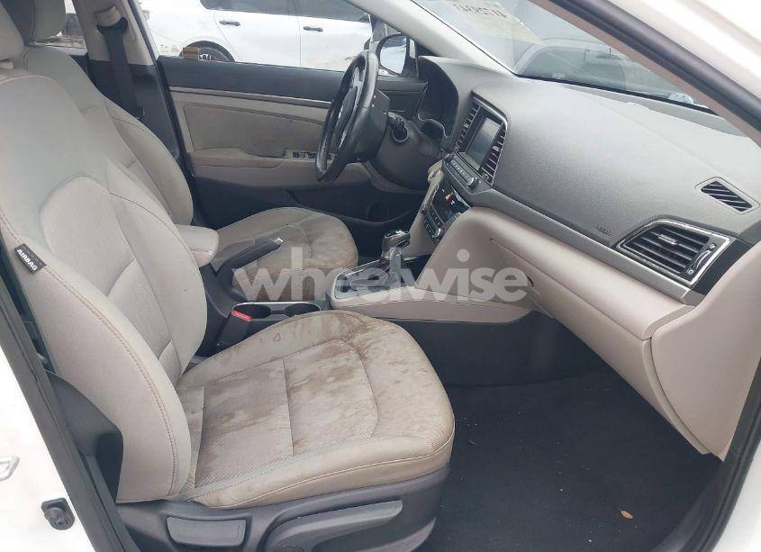 Photo 5 of 2017 Hyundai Elantra SE (VIN 5NPD84LF4HH026763)