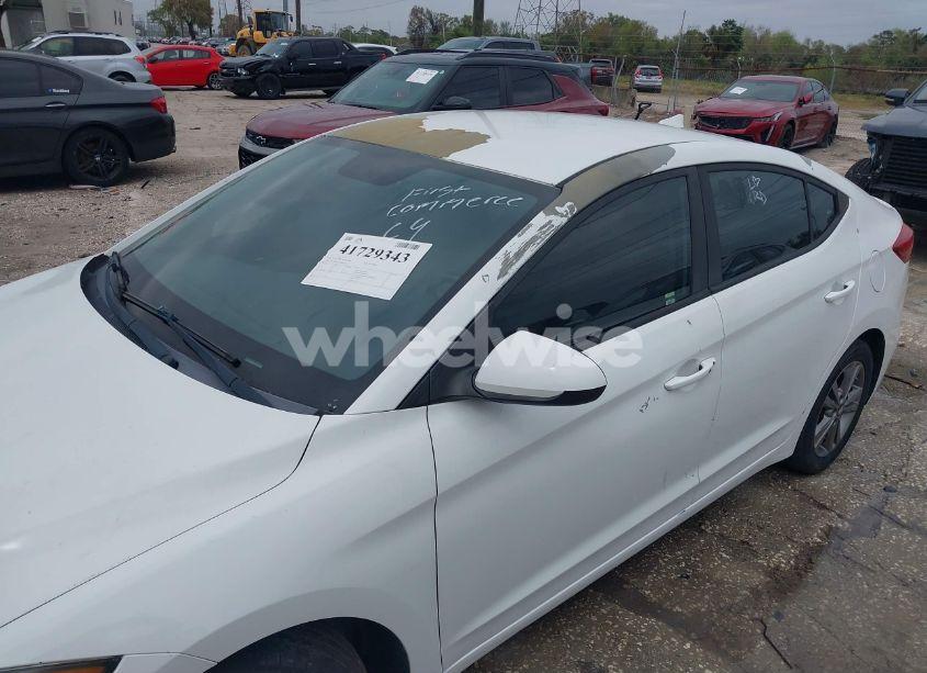 Photo 6 of 2017 Hyundai Elantra SE (VIN 5NPD84LF4HH026763)