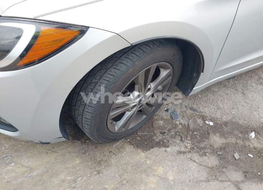 Photo 12 of 2017 Hyundai Elantra SE (VIN 5NPD84LF4HH028156)