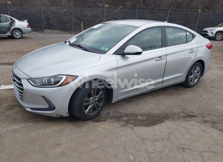 Photo 2 of 2017 Hyundai Elantra SE (VIN 5NPD84LF4HH028156)