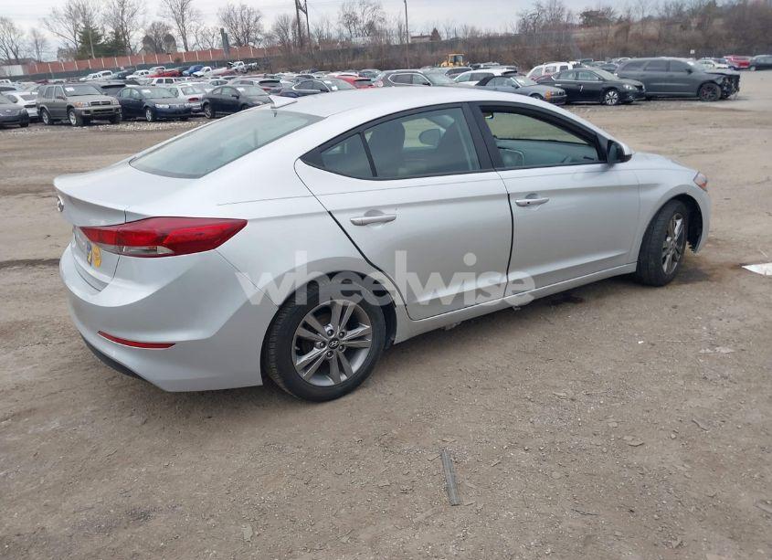 Photo 4 of 2017 Hyundai Elantra SE (VIN 5NPD84LF4HH028156)