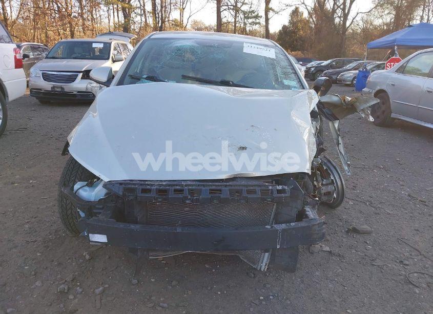 Photo 11 of 2017 Hyundai Elantra SE (VIN 5NPD84LF4HH028271)