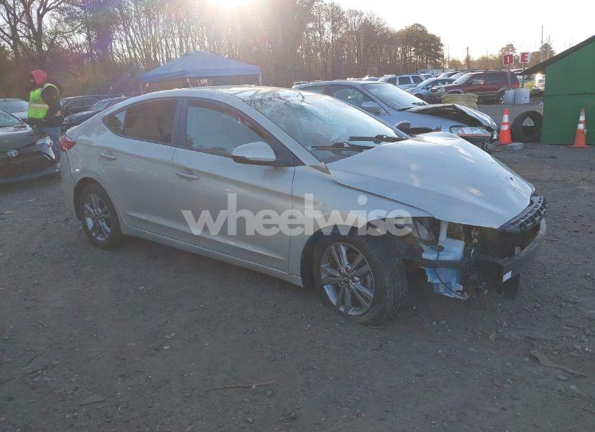 Photo 12 of 2017 Hyundai Elantra SE (VIN 5NPD84LF4HH028271)