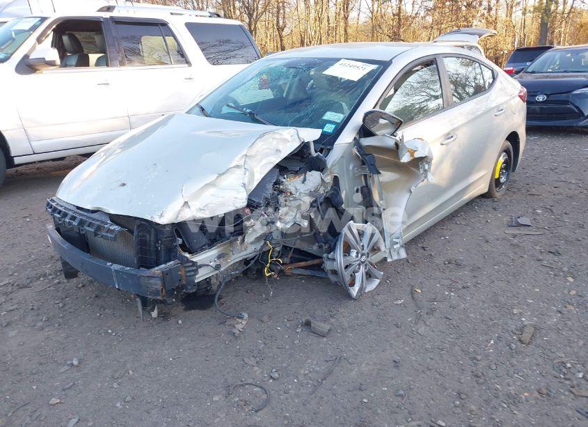 Photo 6 of 2017 Hyundai Elantra SE (VIN 5NPD84LF4HH028271)