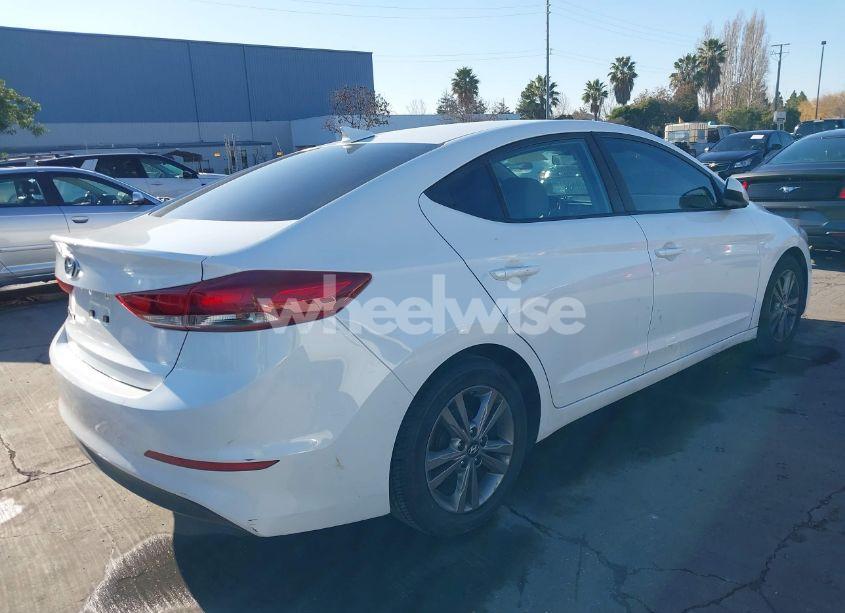 Photo 4 of 2017 Hyundai Elantra SE (VIN 5NPD84LF4HH032885)