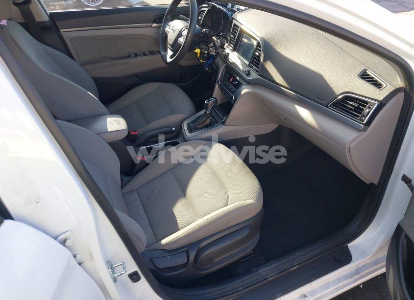 Photo 5 of 2017 Hyundai Elantra SE (VIN 5NPD84LF4HH032885)