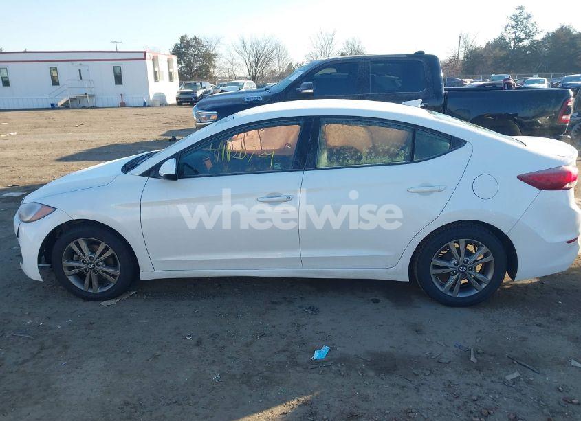 Photo 14 of 2017 Hyundai Elantra SE (VIN 5NPD84LF4HH040047)