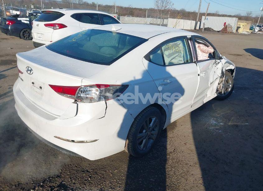 Photo 4 of 2017 Hyundai Elantra SE (VIN 5NPD84LF4HH040047)