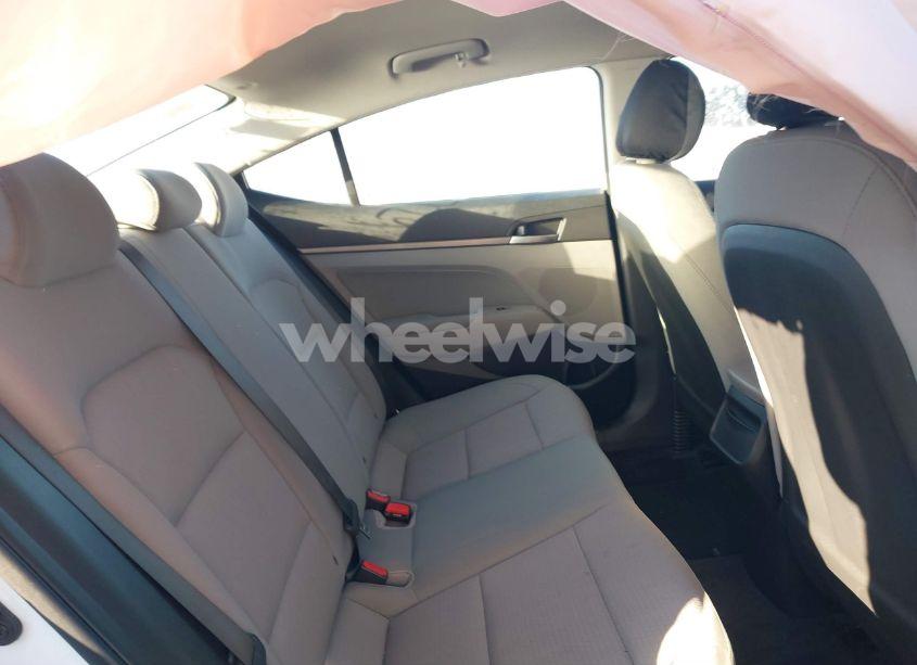 Photo 8 of 2017 Hyundai Elantra SE (VIN 5NPD84LF4HH040047)