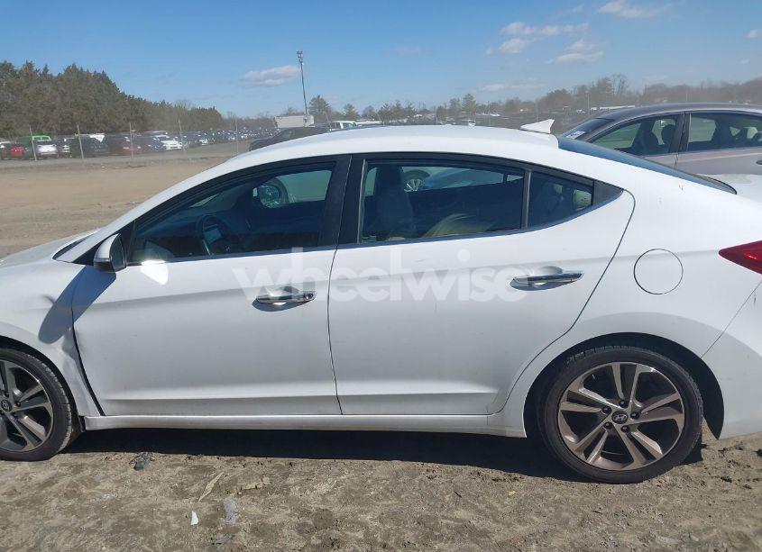 Photo 14 of 2017 Hyundai Elantra LIMITED (VIN 5NPD84LF4HH057219)