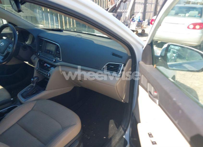 Photo 5 of 2017 Hyundai Elantra LIMITED (VIN 5NPD84LF4HH057219)