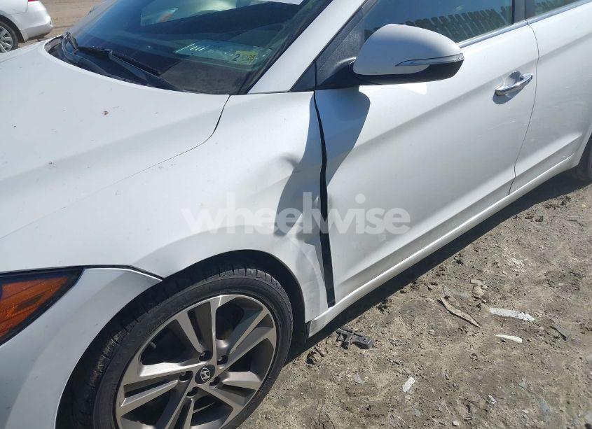Photo 6 of 2017 Hyundai Elantra LIMITED (VIN 5NPD84LF4HH057219)
