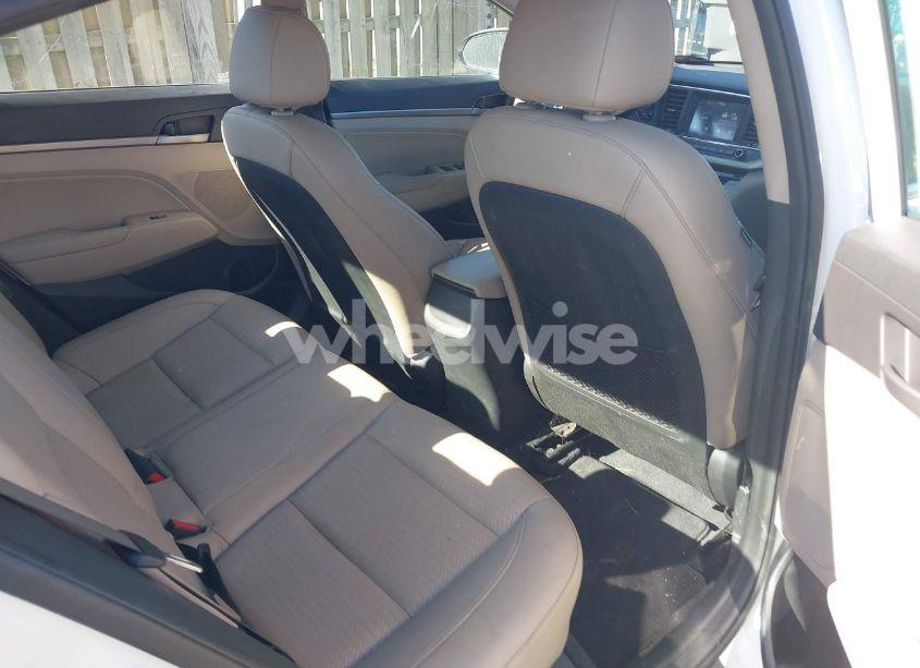 Photo 8 of 2017 Hyundai Elantra LIMITED (VIN 5NPD84LF4HH057219)