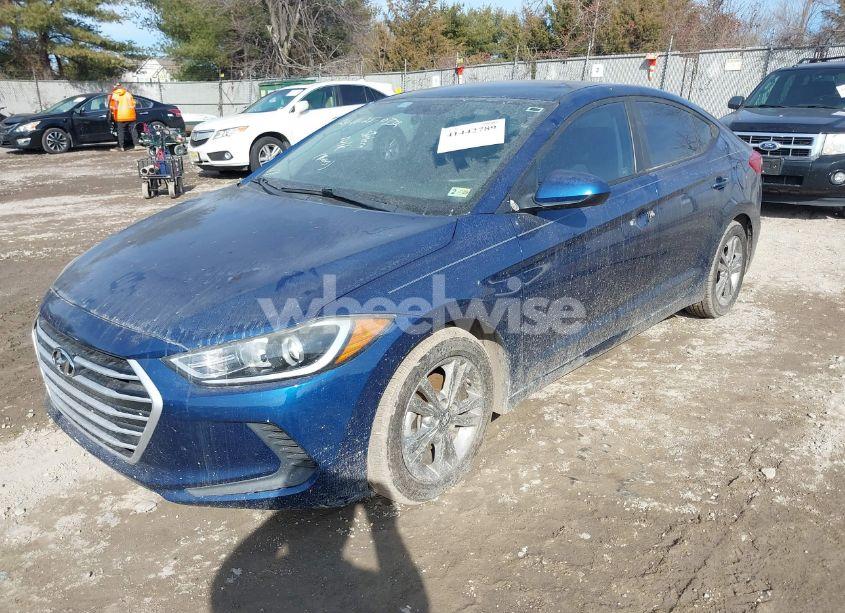 Photo 2 of 2017 Hyundai Elantra SE (VIN 5NPD84LF4HH083142)