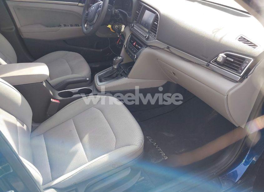 Photo 4 of 2017 Hyundai Elantra SE (VIN 5NPD84LF4HH083142)