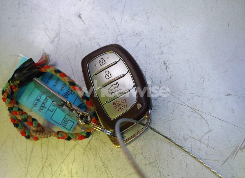 Photo 11 of 2017 Hyundai Elantra SE (VIN 5NPD84LF4HH086817)