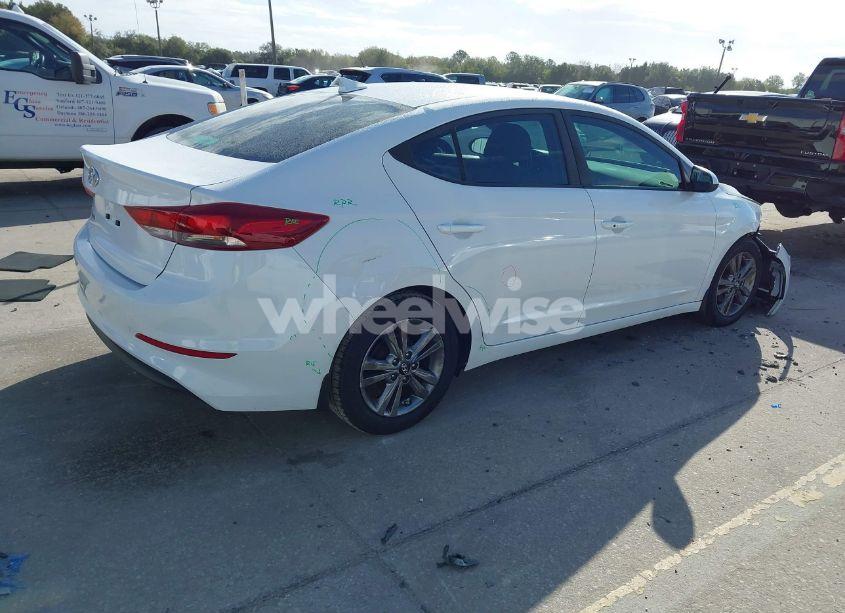 Photo 4 of 2017 Hyundai Elantra SE (VIN 5NPD84LF4HH086817)