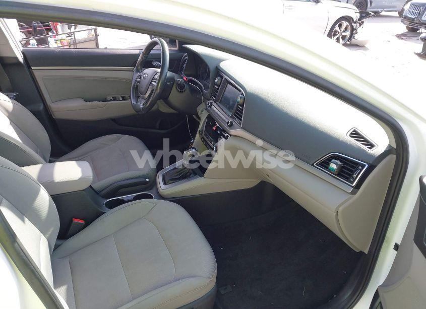 Photo 5 of 2017 Hyundai Elantra SE (VIN 5NPD84LF4HH086817)