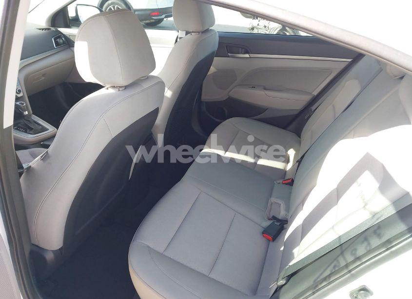 Photo 8 of 2017 Hyundai Elantra SE (VIN 5NPD84LF4HH086817)