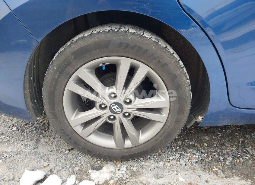 Photo 12 of 2017 Hyundai Elantra SE (VIN 5NPD84LF4HH096487)