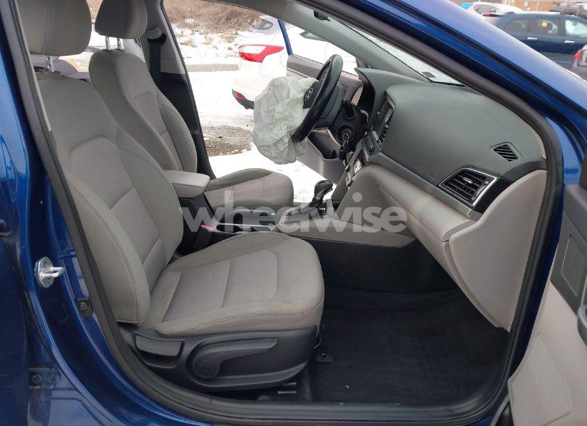 Photo 5 of 2017 Hyundai Elantra SE (VIN 5NPD84LF4HH096487)