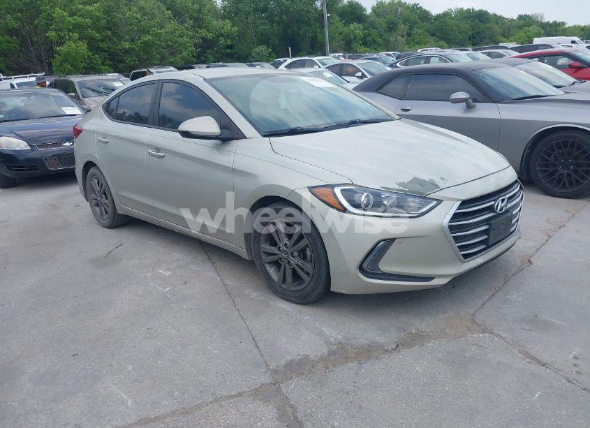 2017 Hyundai Elantra SE (VIN 5NPD84LF4HH109433) main photo